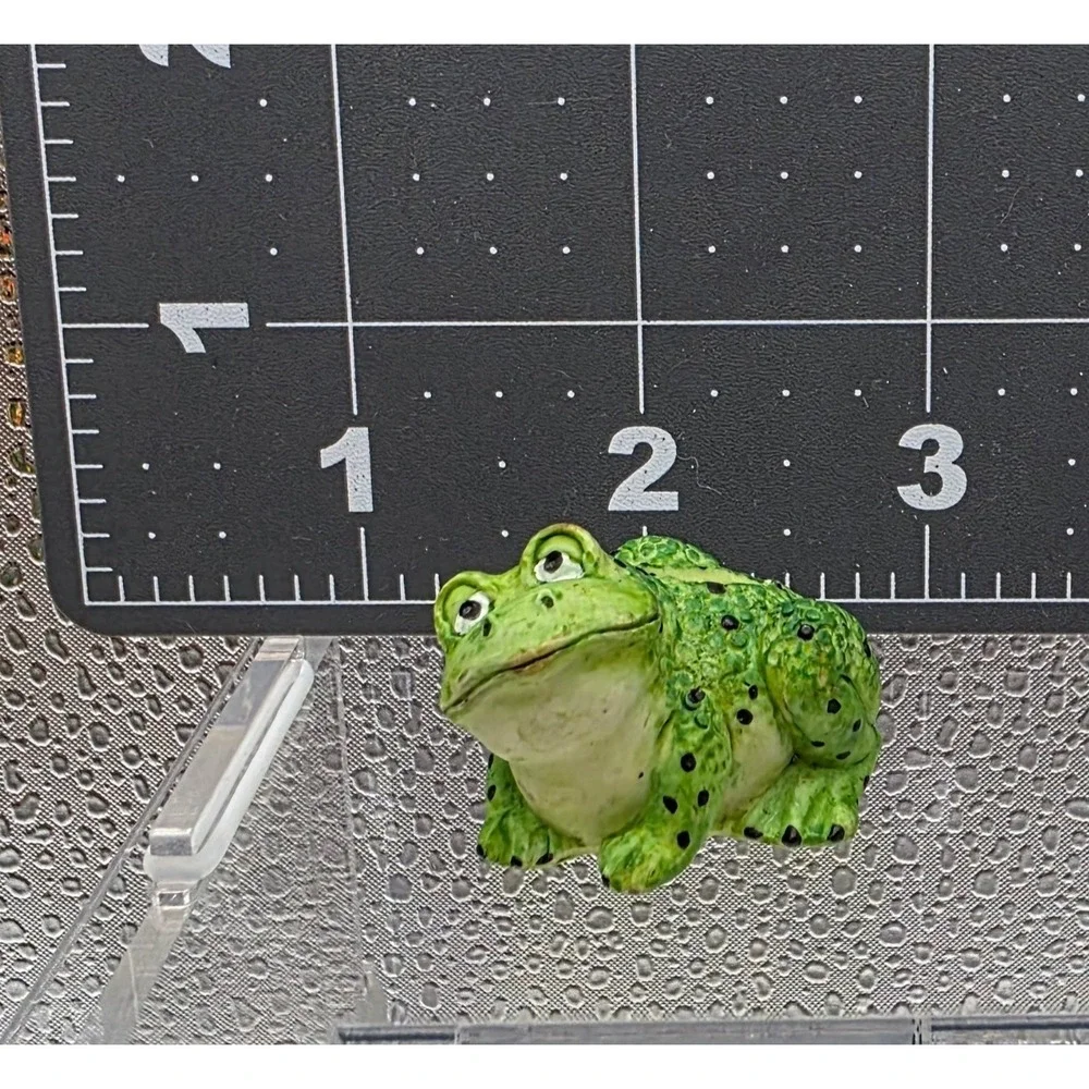 Vintage At Home Grim Gardens Green Halloween Toad Decor Mini Frog Figurine